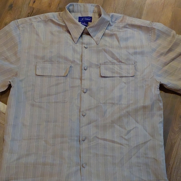 Pinstriped Shorts Suit - Picture 4 of 7